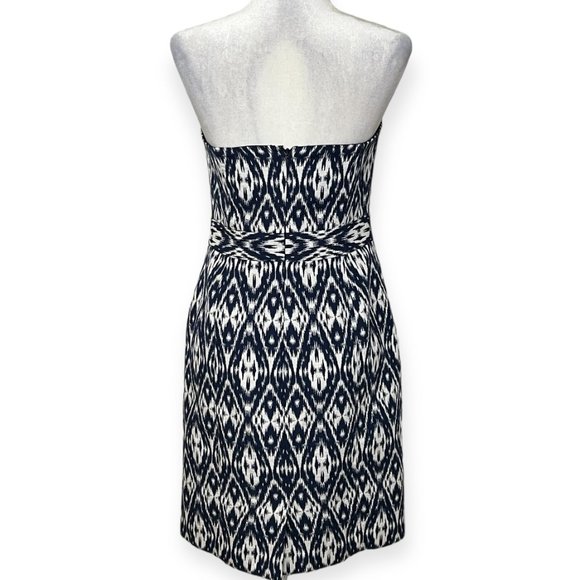 Banana Republic Women's Strapless Dress White Navy Geometric Size 6P Cocktail - Picture 2 of 11
